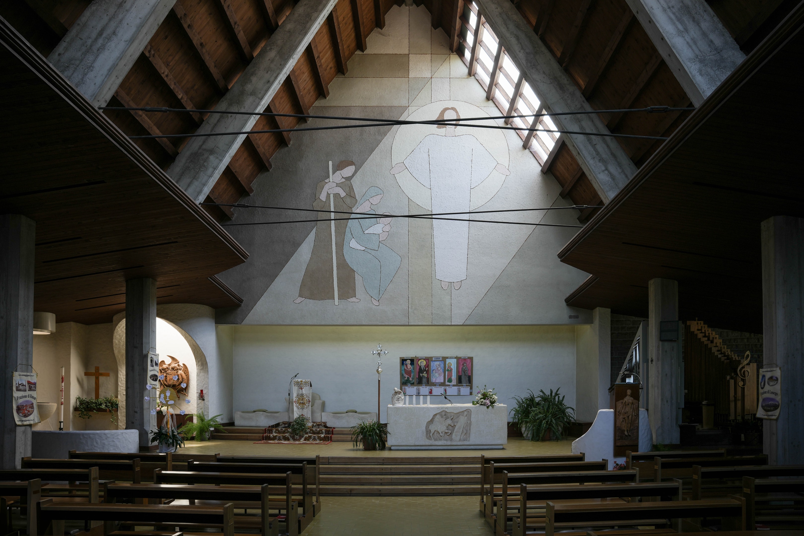 Nascita, Morte e Resurrezione di Cristo - Chiesa Col di Cugnan