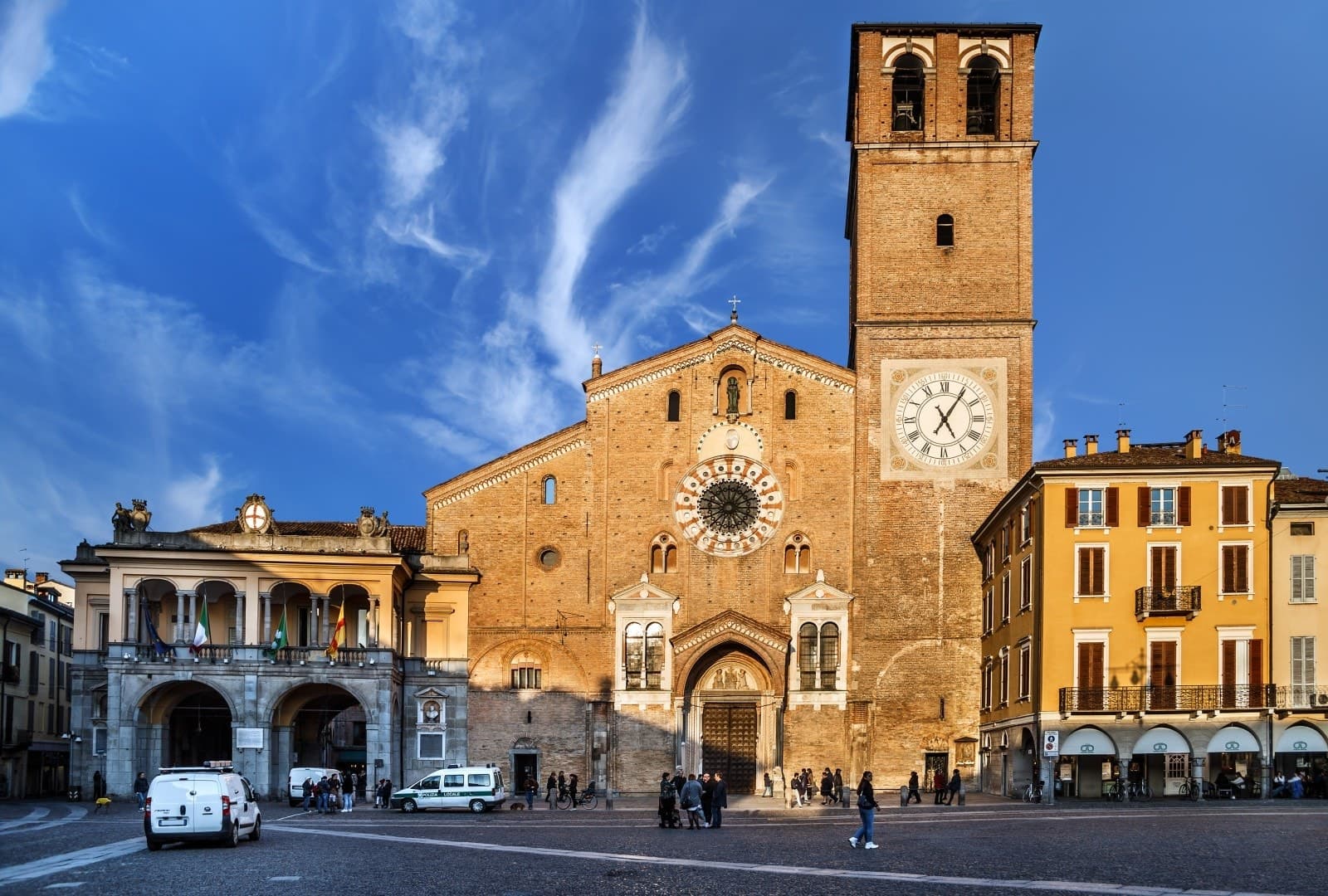 Lodi - La rinascita di una città