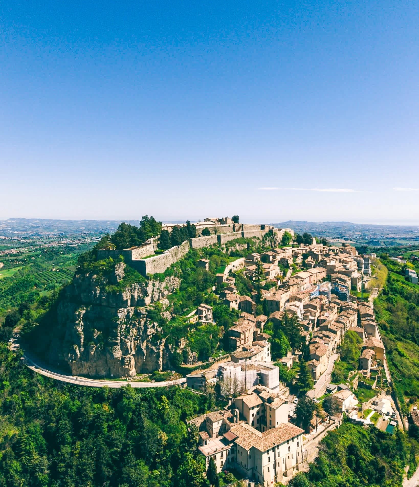 Borgo di Civitella del Tronto