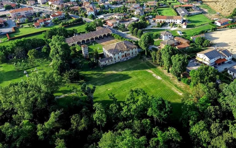 1° Itinerario - Storia e Arte di Villa Roberti